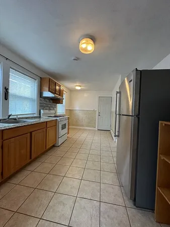 $2,700 | 41 Flynt Street, Unit 1F, Quincy, MA 02171