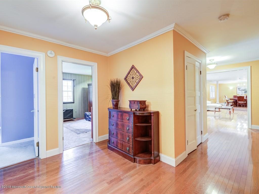 100 Manaqua Road Freehold, NJ 07728 - Photo 6 of 52 003_FOYER