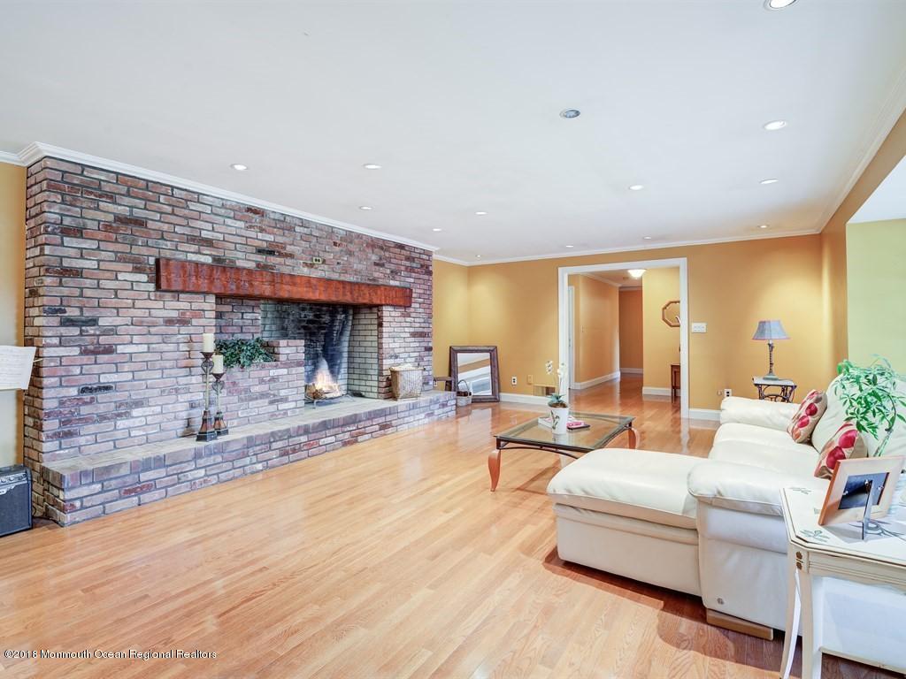 100 Manaqua Road Freehold, NJ 07728 - Photo 8 of 52 008_LIVING ROOM