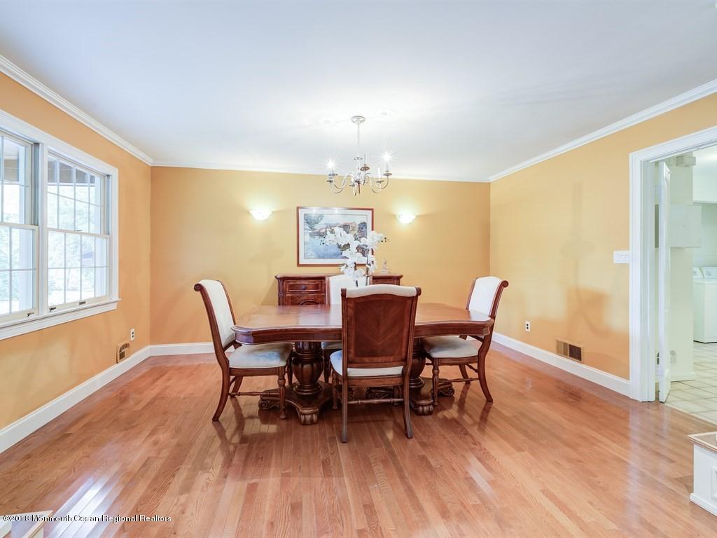 100 Manaqua Road Freehold, NJ 07728 - Photo 9 of 52 009_DINING ROOM