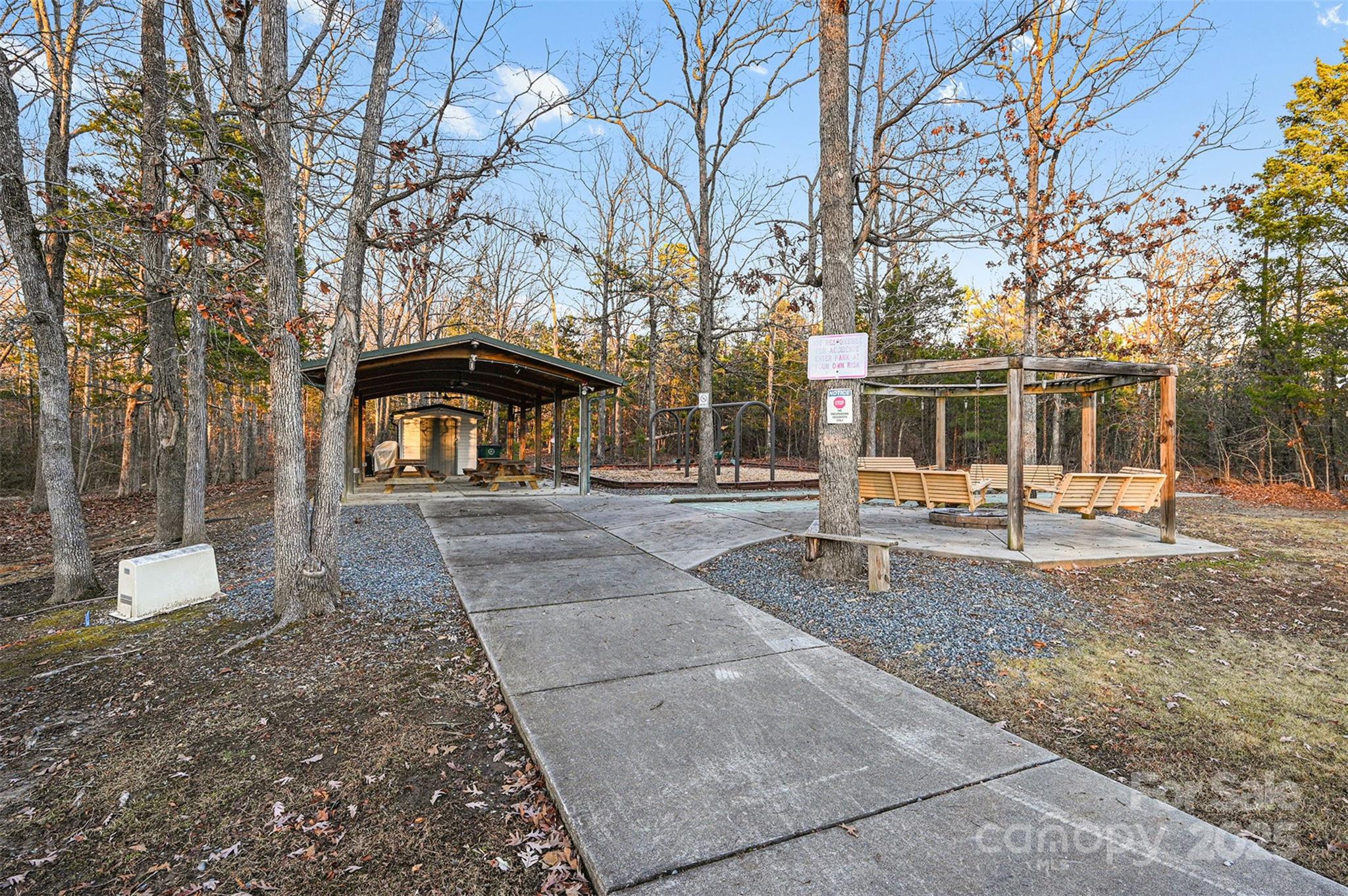 1915 Millbrook Lane Matthews, NC 28104 - Photo 28 of 33