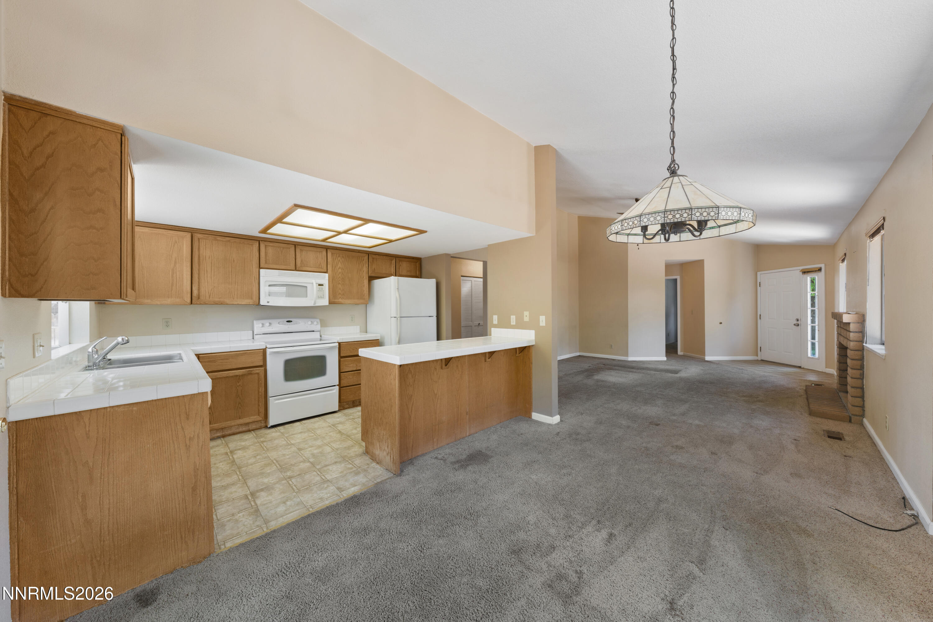 4379 Pescado Way Reno, NV 89502 - Photo 14 of 51 A7V02142