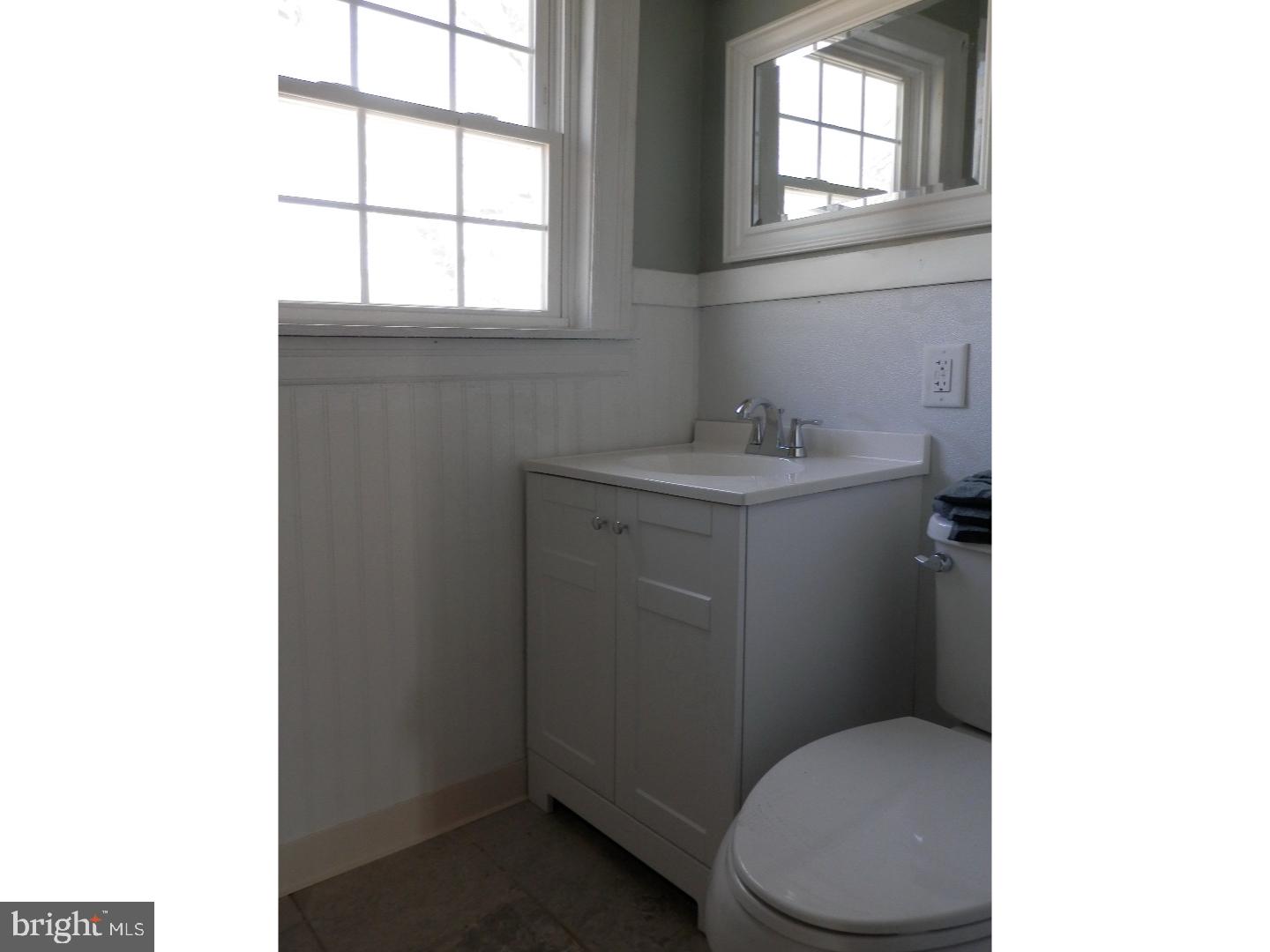 207 Taylor Street Riverside, NJ 08075 - Photo 14 of 25 Bathroom