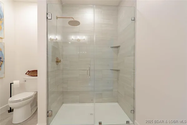 $549,900 | 4925 Robins Circle, Unit 1A, Osage Beach, MO 65065