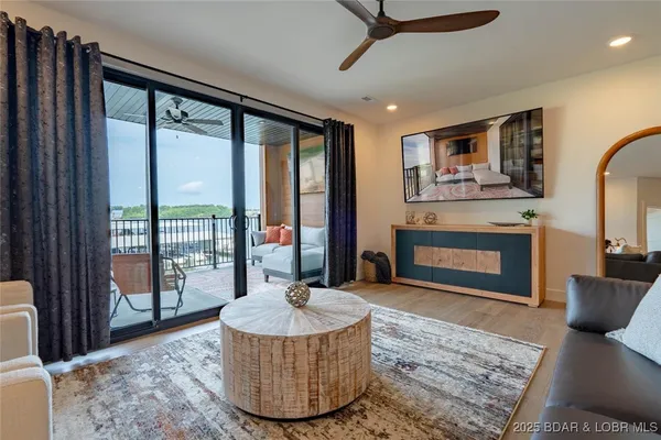 $549,900 | 4925 Robins Circle, Unit 1A, Osage Beach, MO 65065