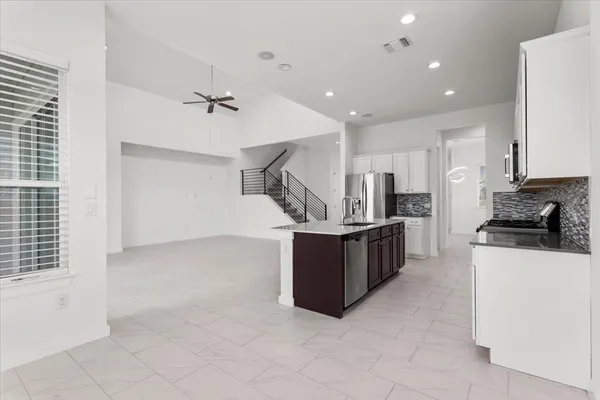 $3,300 | 7201 Garnet Mill Lane, Austin, TX 78744