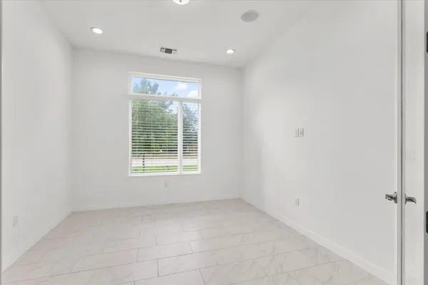 $3,300 | 7201 Garnet Mill Lane, Austin, TX 78744