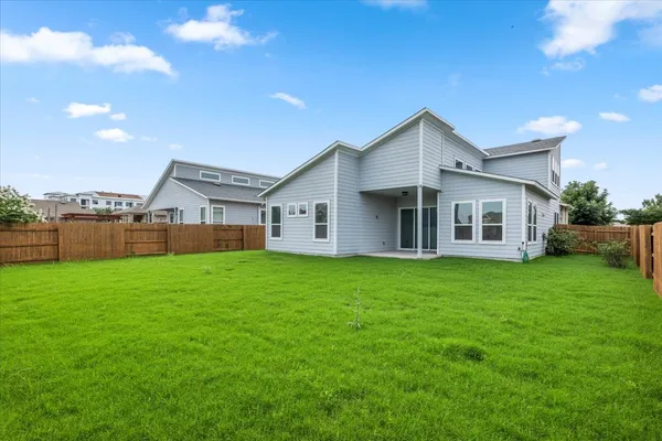 $3,300 | 7201 Garnet Mill Lane, Austin, TX 78744