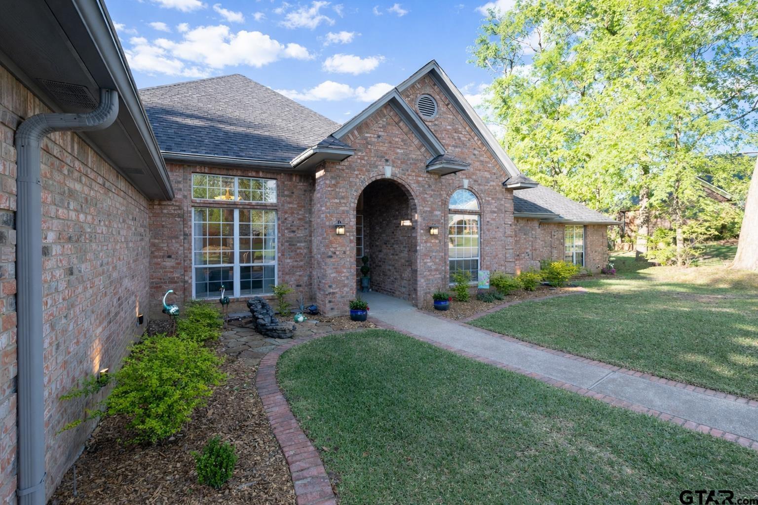 613 Tryon Court Tyler, TX 75703 - Photo 2 of 48