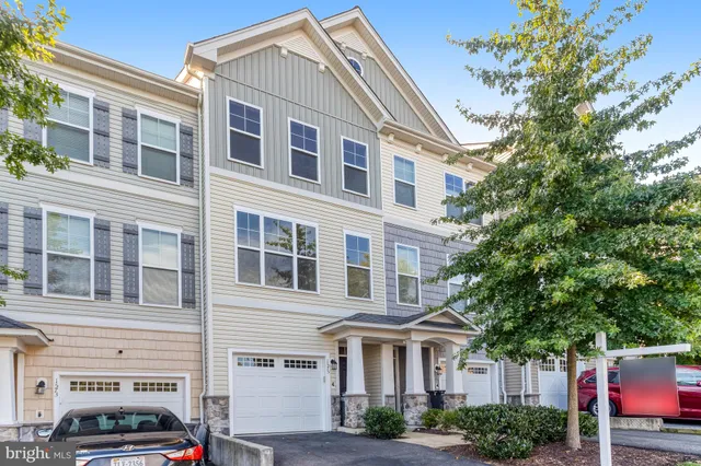 $500,000 | 1575 Renate Drive, Woodbridge, VA 22192