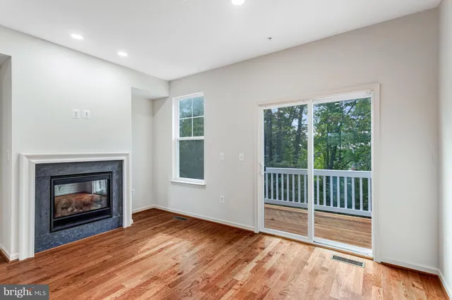 $500,000 | 1575 Renate Drive, Woodbridge, VA 22192