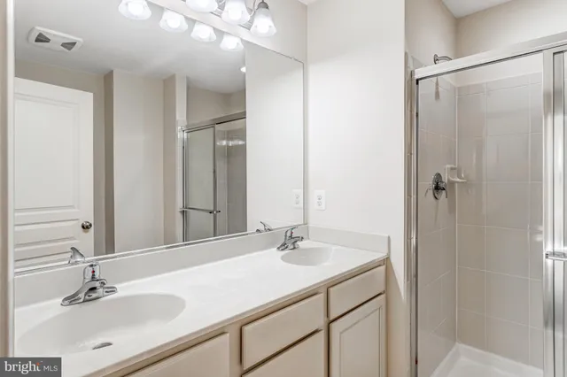 $500,000 | 1575 Renate Drive, Woodbridge, VA 22192