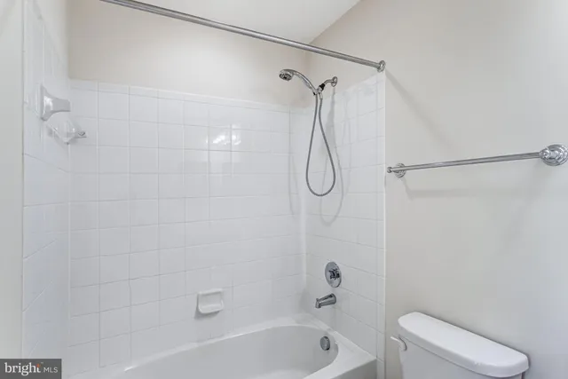 $500,000 | 1575 Renate Drive, Woodbridge, VA 22192