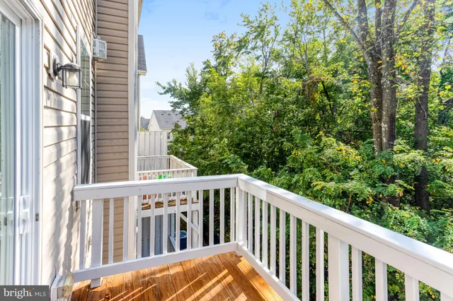 $500,000 | 1575 Renate Drive, Woodbridge, VA 22192