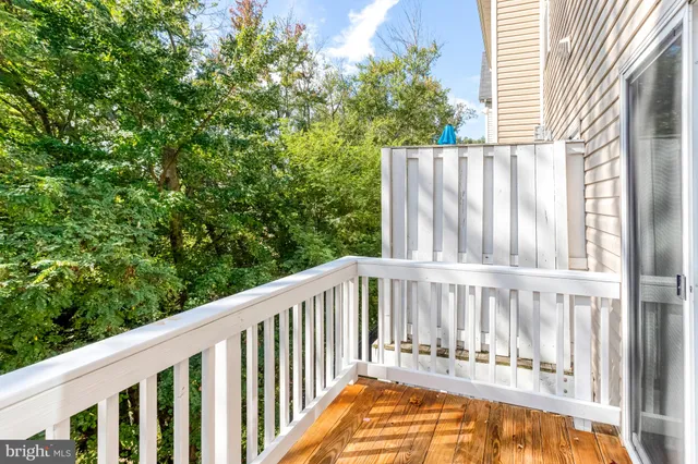 $500,000 | 1575 Renate Drive, Woodbridge, VA 22192