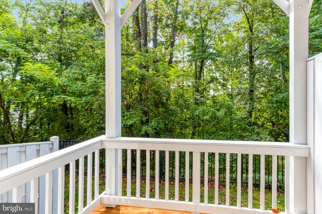 $500,000 | 1575 Renate Drive, Woodbridge, VA 22192