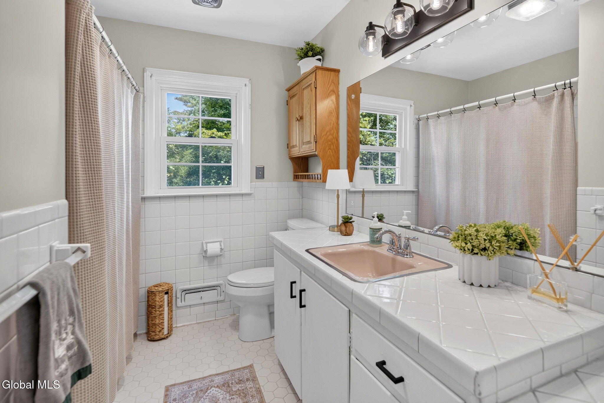 1376 Ruffner Court Niskayuna, NY 12309 - Photo 16 of 42 Interior 14