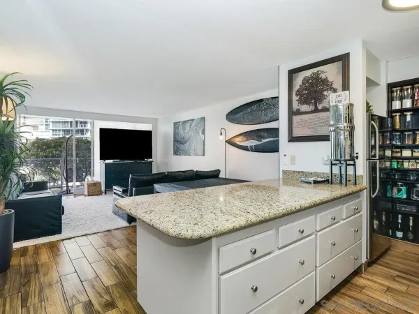 $1,099,000 | 1830 Avenida Del Mundo, Unit 403, Coronado, CA 92118