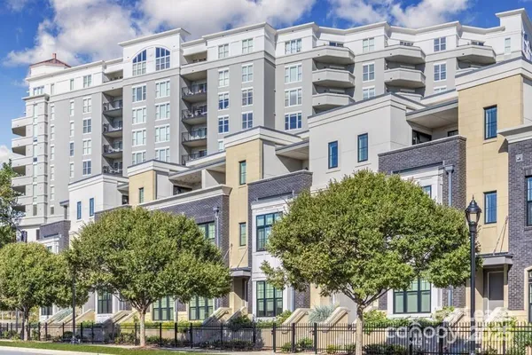 $4,354 | 909 Camden Grandview Road, Unit C1 2, Charlotte, NC 28202