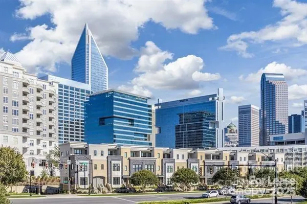 $4,354 | 909 Camden Grandview Road, Unit C1 2, Charlotte, NC 28202