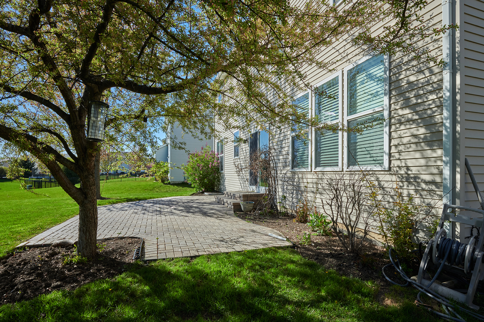 312 Shelbourne Road Volo, IL 60073 - Photo 3 of 54