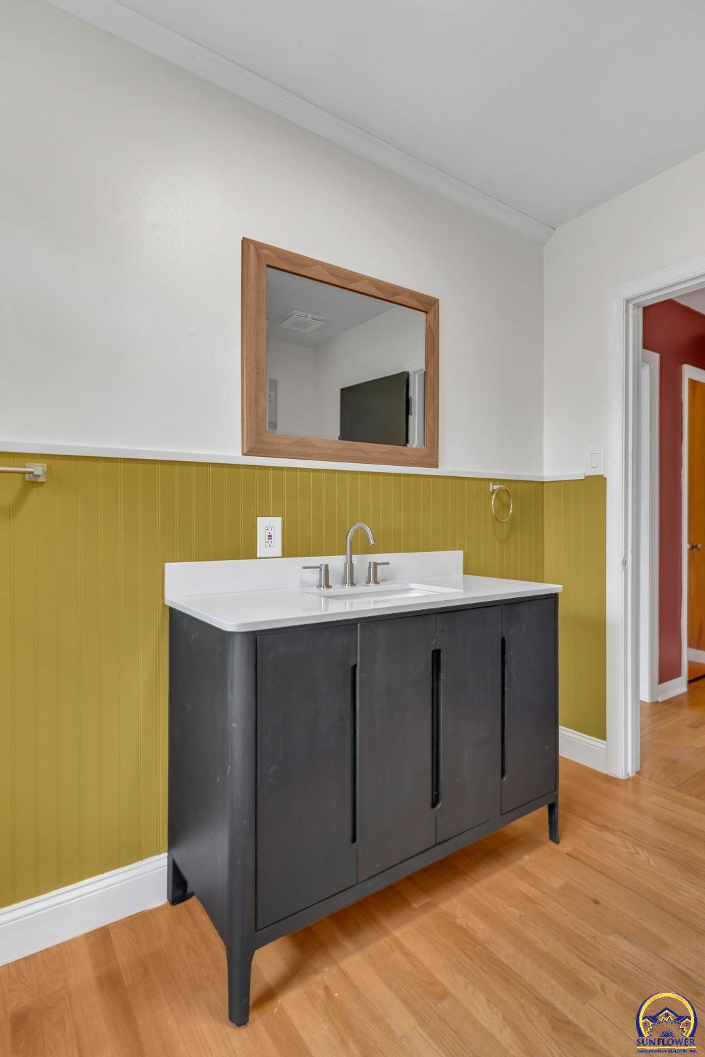 2016 Southwest James Street Topeka, KS 66604 - Photo 29 of 44