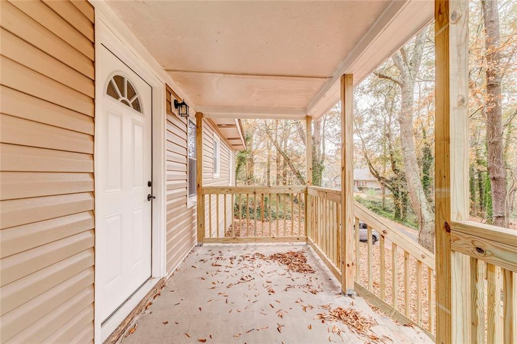 43 King Bee Circle Rome, GA 30161 - Photo 3 of 47 a view of front door