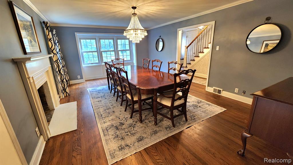 1031 Cadieux Road Grosse Pointe Park, MI 48230 - Photo 5 of 33