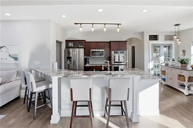 $599,000 | 917 Washboard Road, Sibley, MO 64088