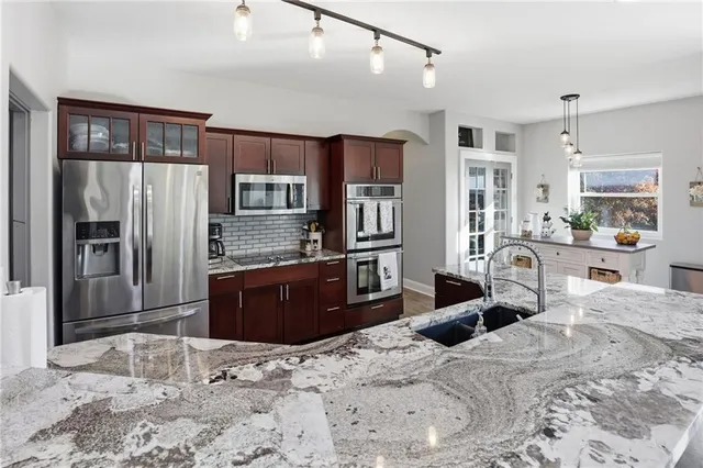 $599,000 | 917 Washboard Road, Sibley, MO 64088