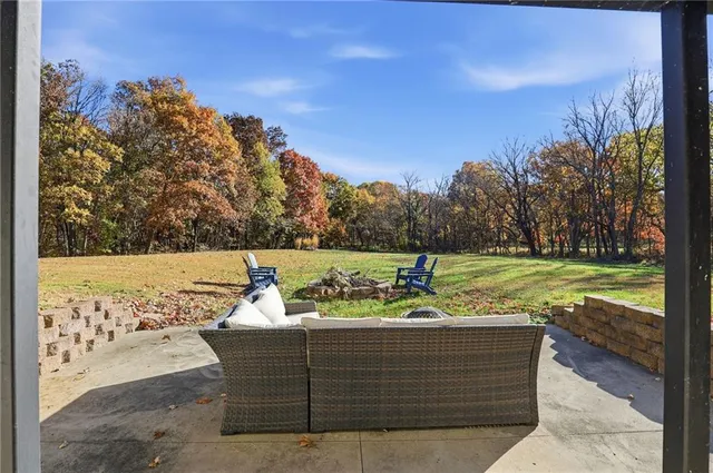$599,000 | 917 Washboard Road, Sibley, MO 64088