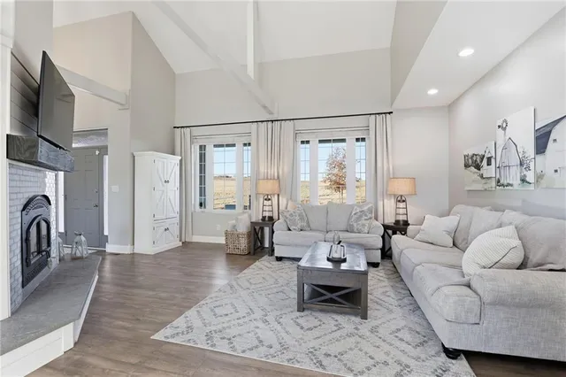 $599,000 | 917 Washboard Road, Sibley, MO 64088