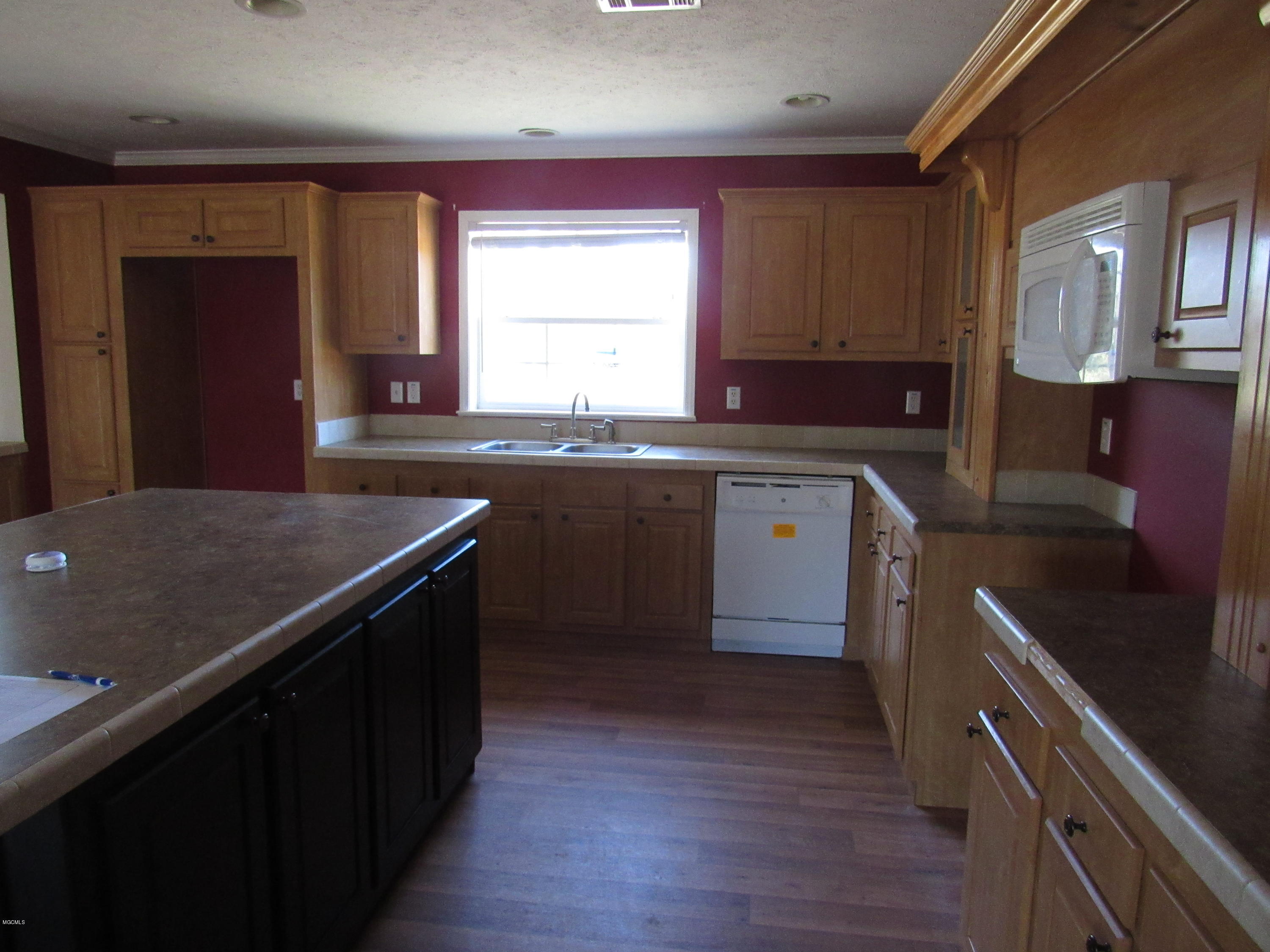32 Rack Road, Unit B Picayune, MS 39466 - Photo 8 of 26 KITCHEN VIEW 1