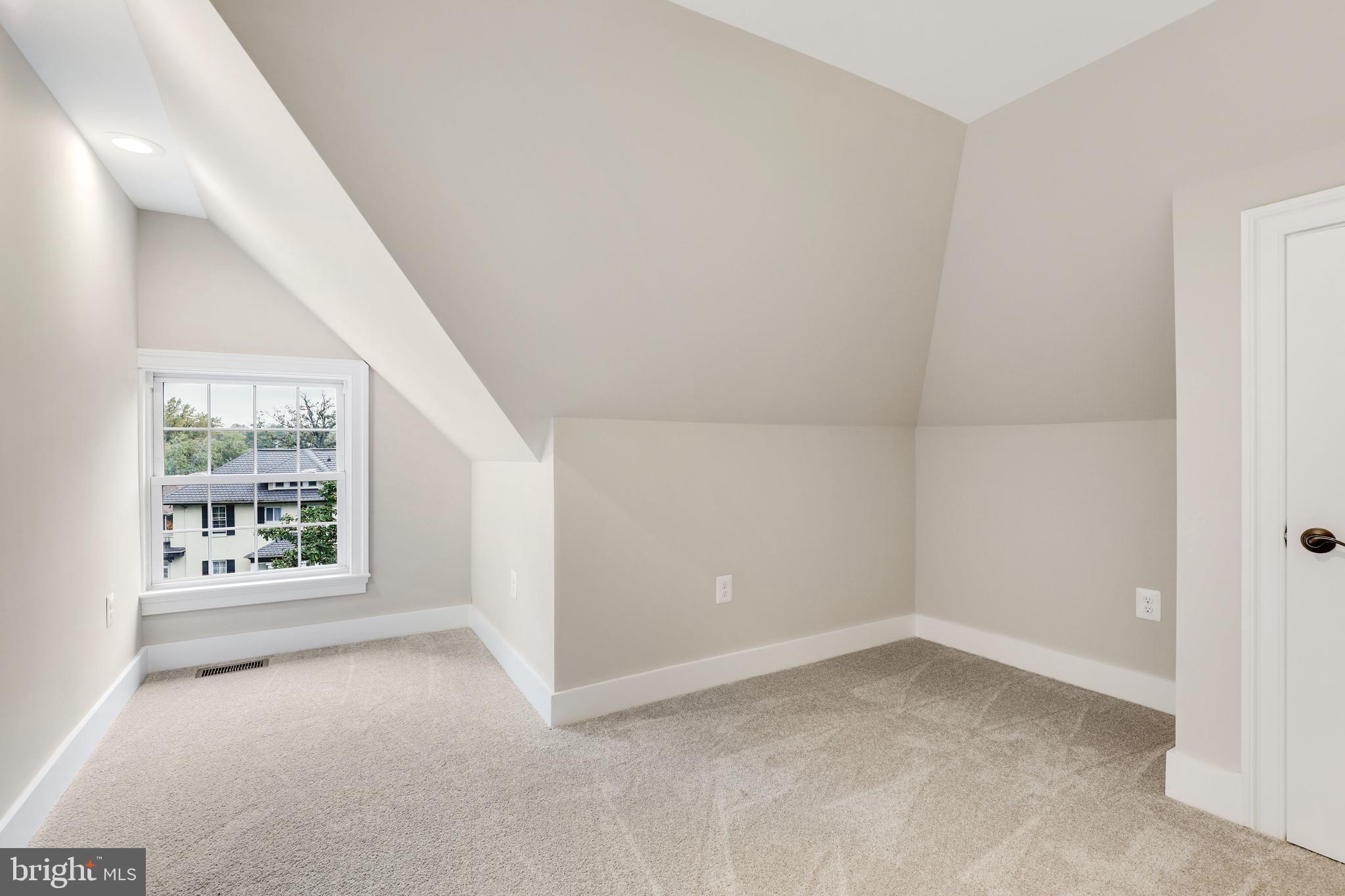 2708 Lawina Road Baltimore, MD 21216 - Photo 44 of 63 Gallery Image 44