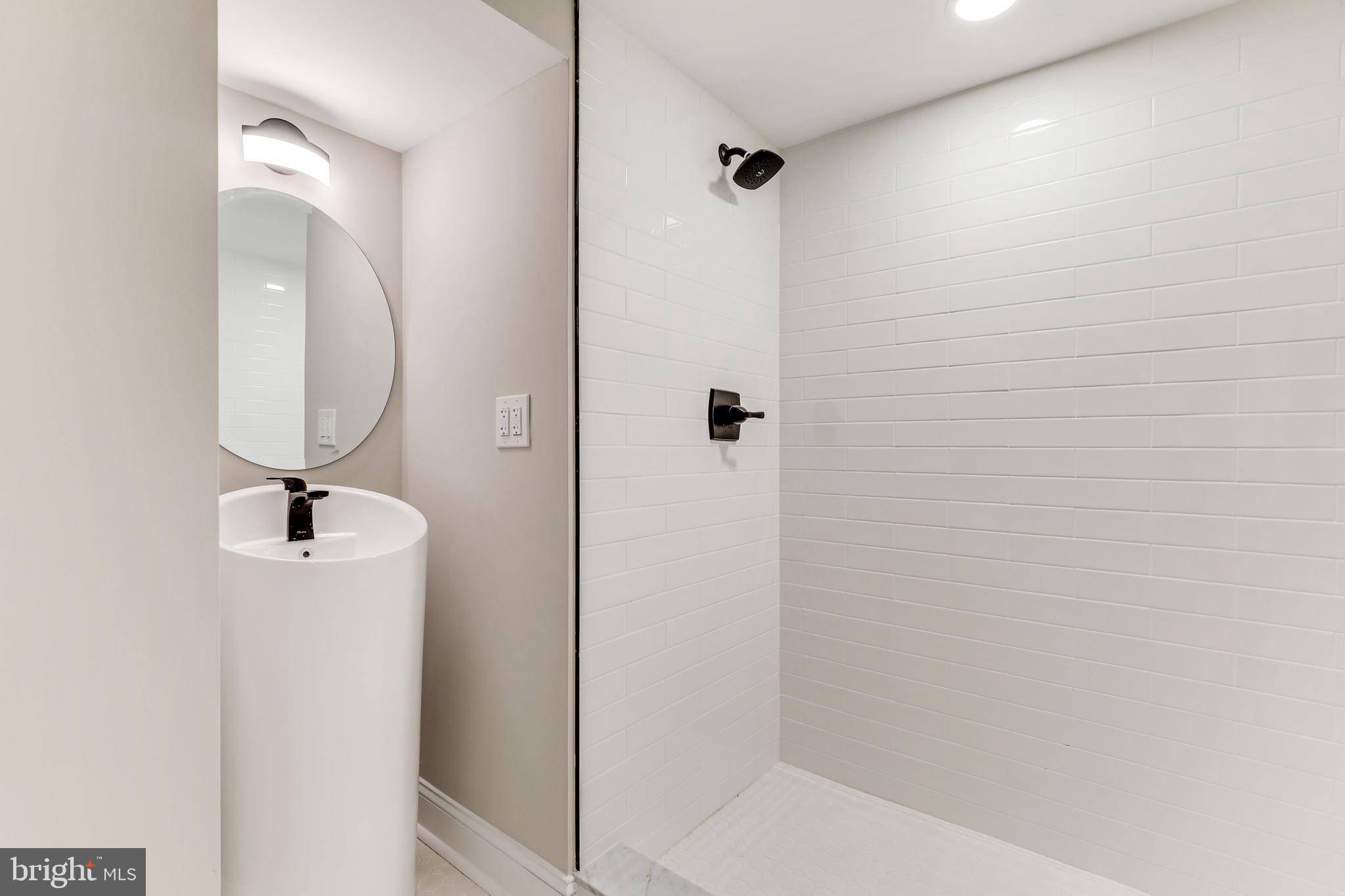 2708 Lawina Road Baltimore, MD 21216 - Photo 53 of 63 Gallery Image 53