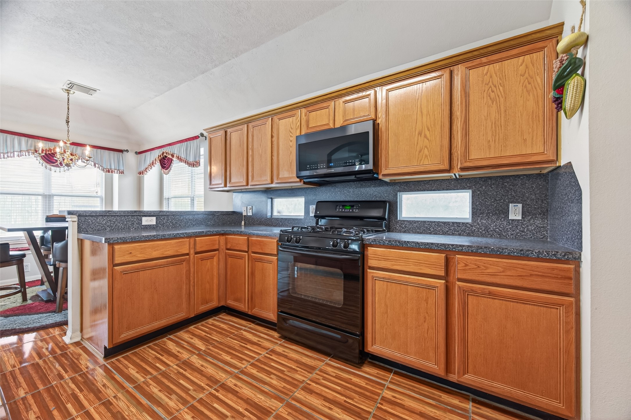 6506 Signal Point Lane Houston, TX 77064 - Photo 8 of 19