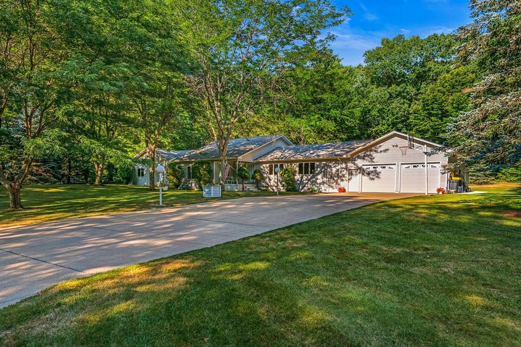 16 Meadowbrook Road Derry, NH 03038 - Photo 40 of 40