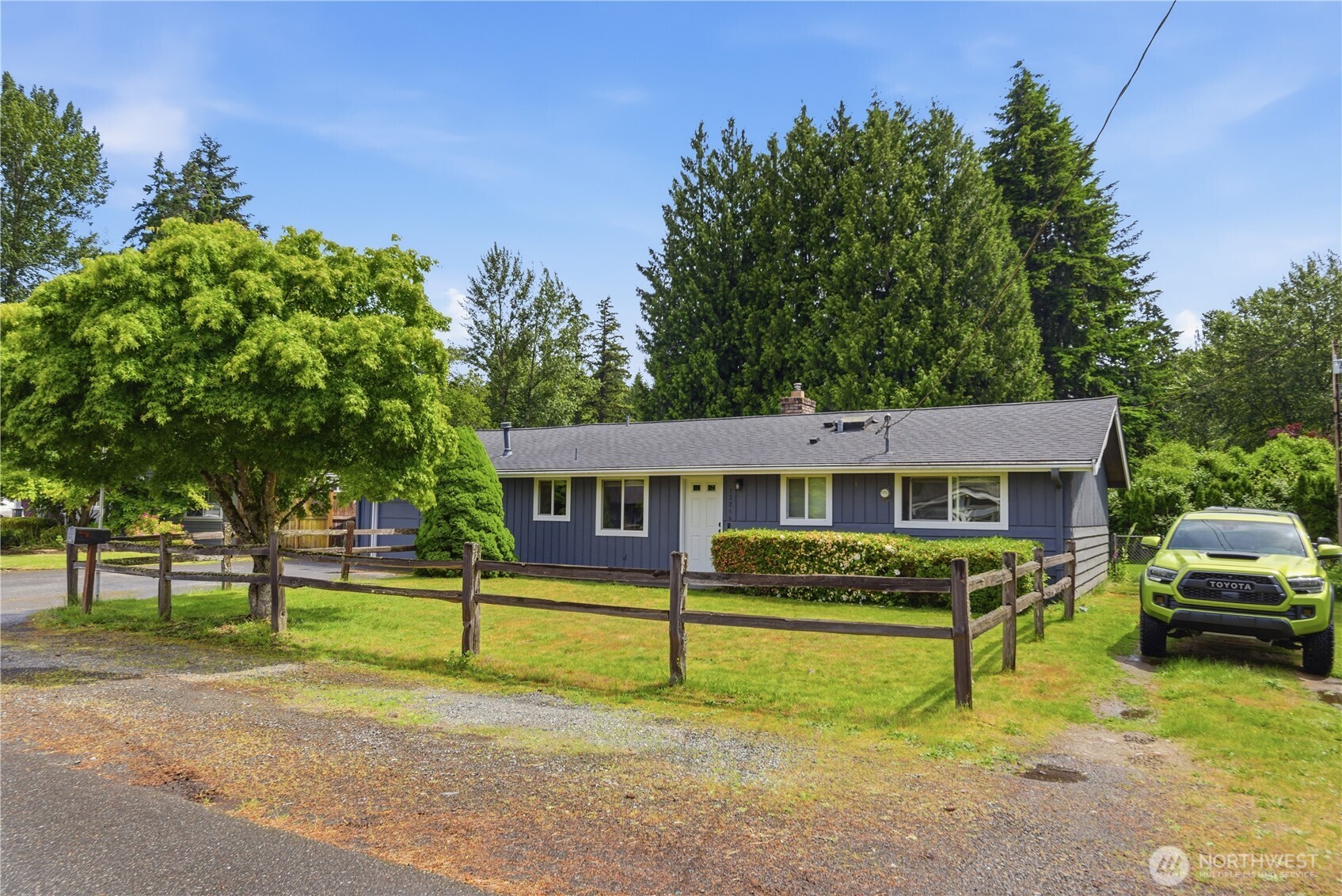 12264 156th Avenue Southeast Renton, WA 98059 - Photo 2 of 35