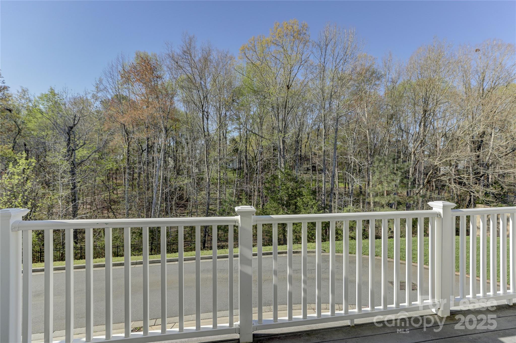 562 6th Baxter Crossing Fort Mill, SC 29708 - Photo 25 of 47 a view of a wooden fence