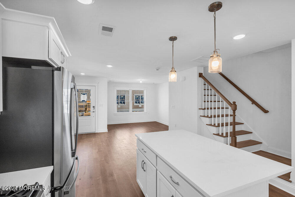 27 Shell Road Mantoloking, NJ 08738 - Photo 13 of 38 012_bjc06053