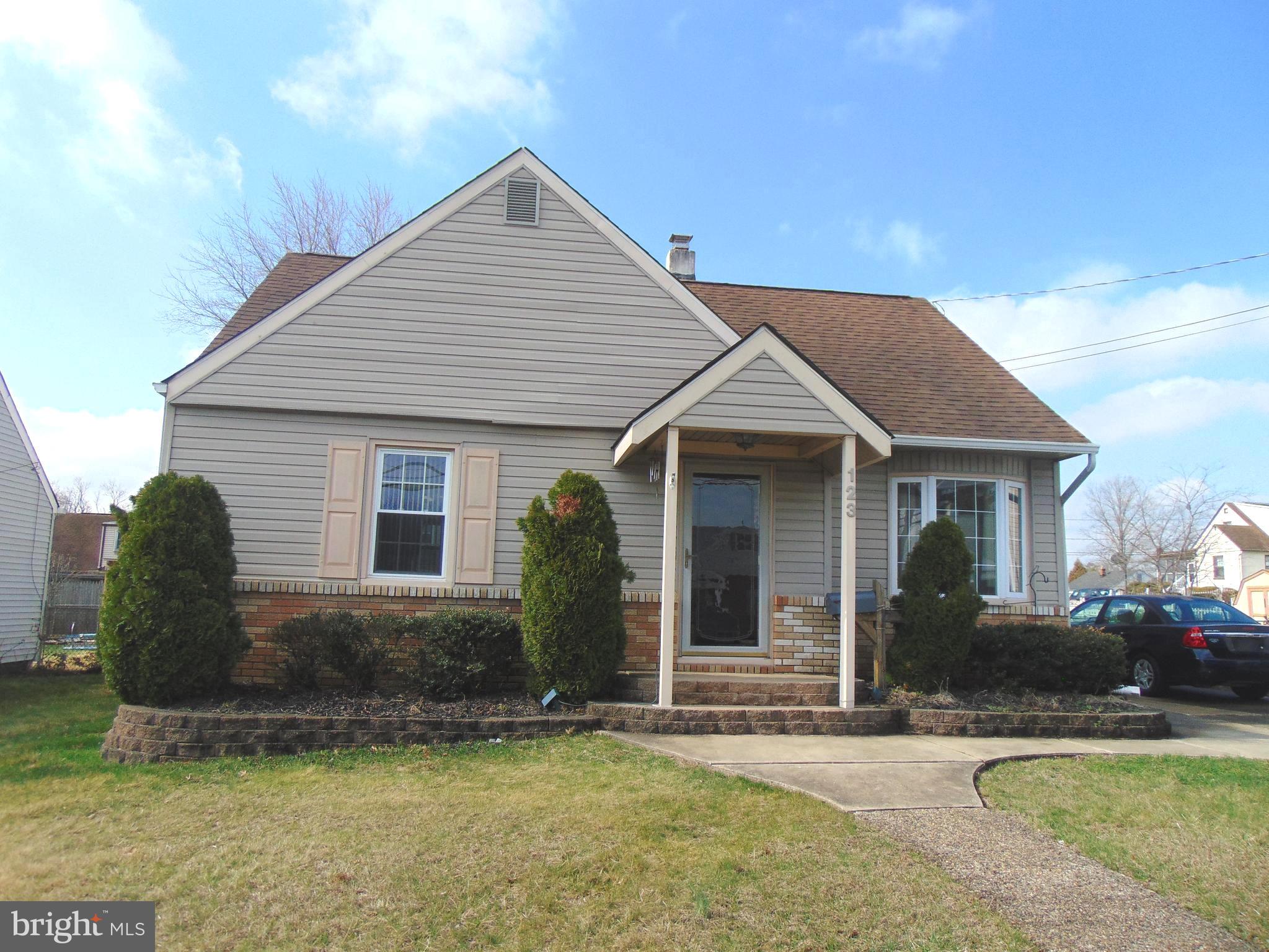 123 Mitchell Avenue Runnemede, NJ 08078 - Photo 2 of 20