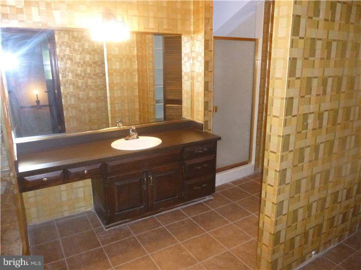 4751 Yates Road Bensalem, PA 19020 - Photo 24 of 25 Gallery Image 24