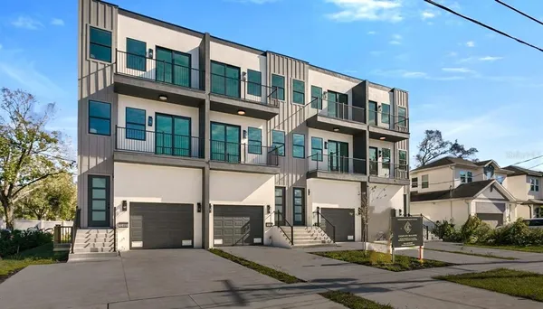 $3,900 | 7016 South Mascotte Street, Tampa, FL 33616