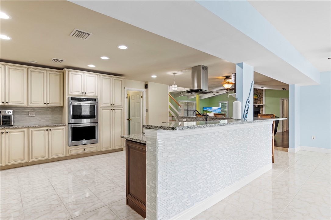 8906 Russos Road Fort Pierce, FL 34951 - Photo 9 of 28