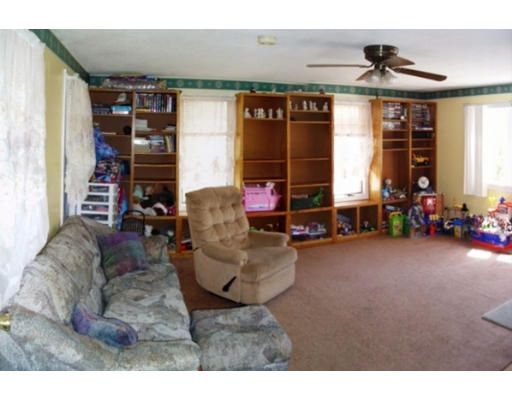 12 Grant Road Lawrence, MA 01843 - Photo 5 of 5 Gallery Image 5