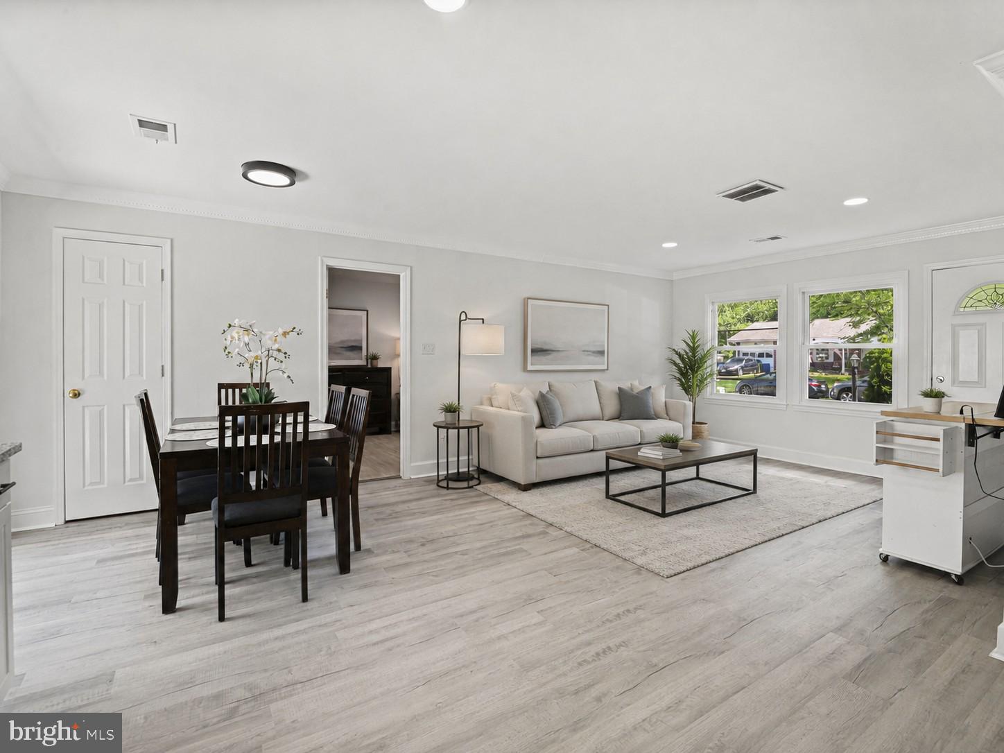 501 East Poplar Road Sterling, VA 20164 - Photo 15 of 46 Virtual Staging