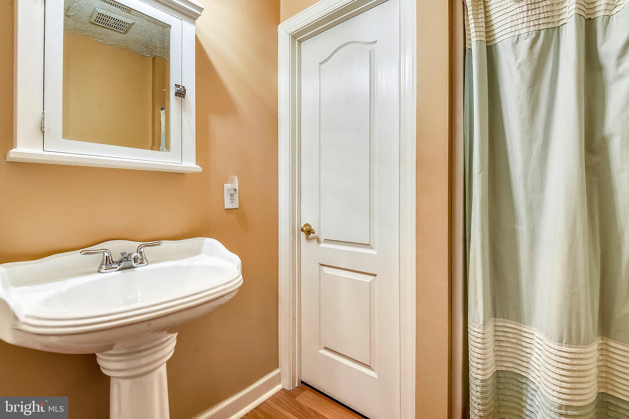7013 Prout Road Friendship, MD 20758 - Photo 16 of 49 Convenient Facilities