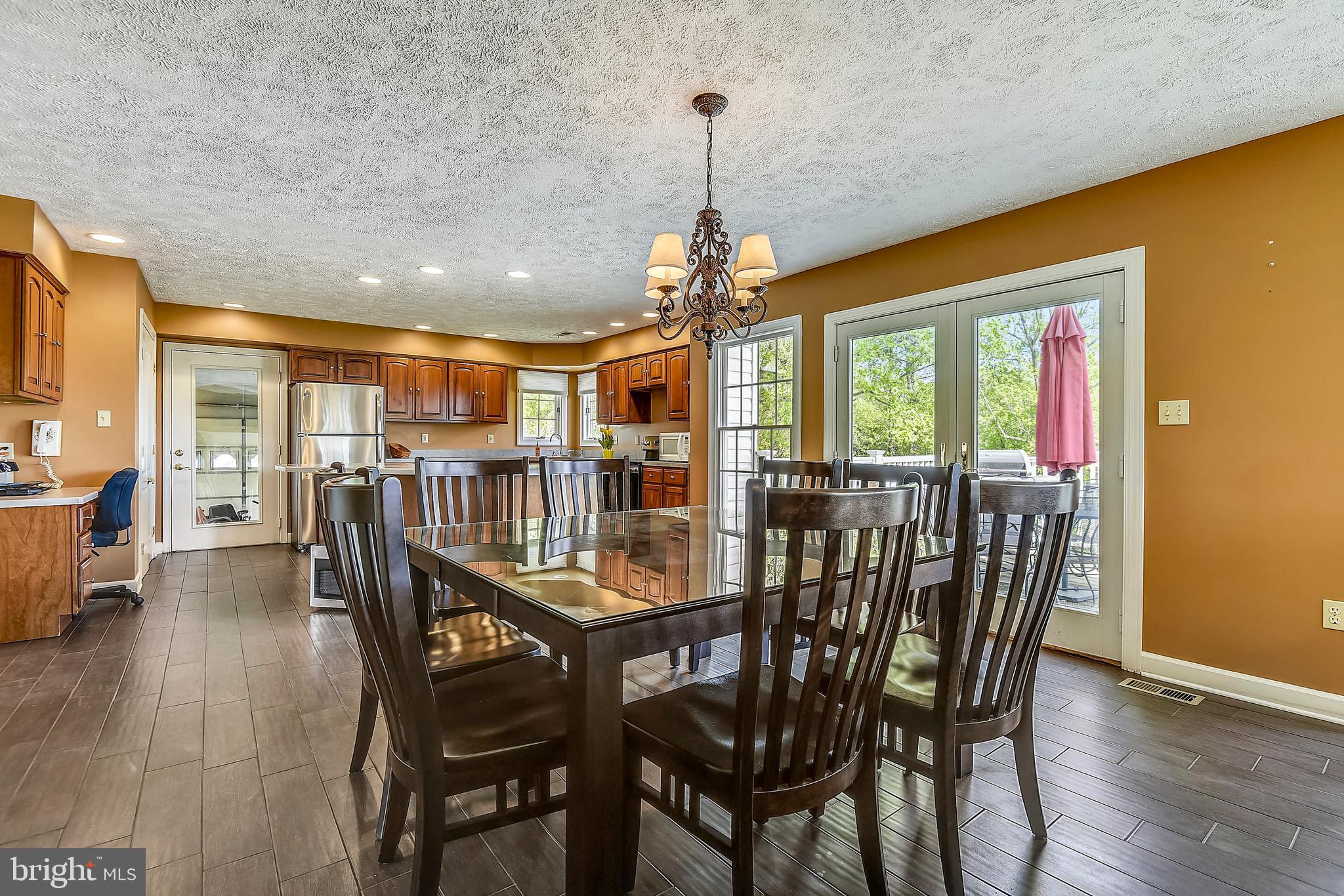 7013 Prout Road Friendship, MD 20758 - Photo 10 of 49 Easy Entertaining Spaces