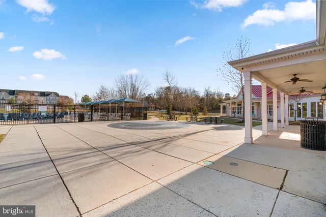 a view of an outdoor space