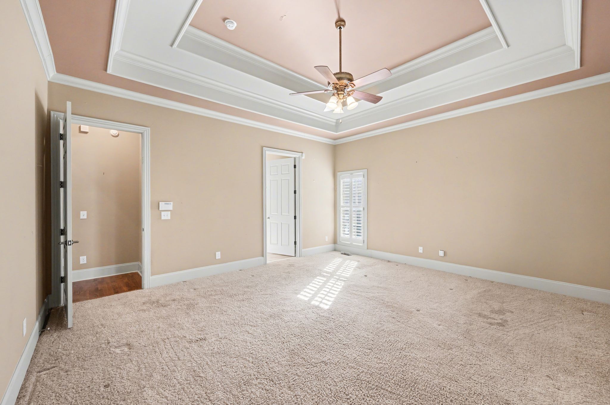 405 Luna Court Franklin, TN 37064 - Photo 27 of 57 en empty room with fan and a ceiling fan